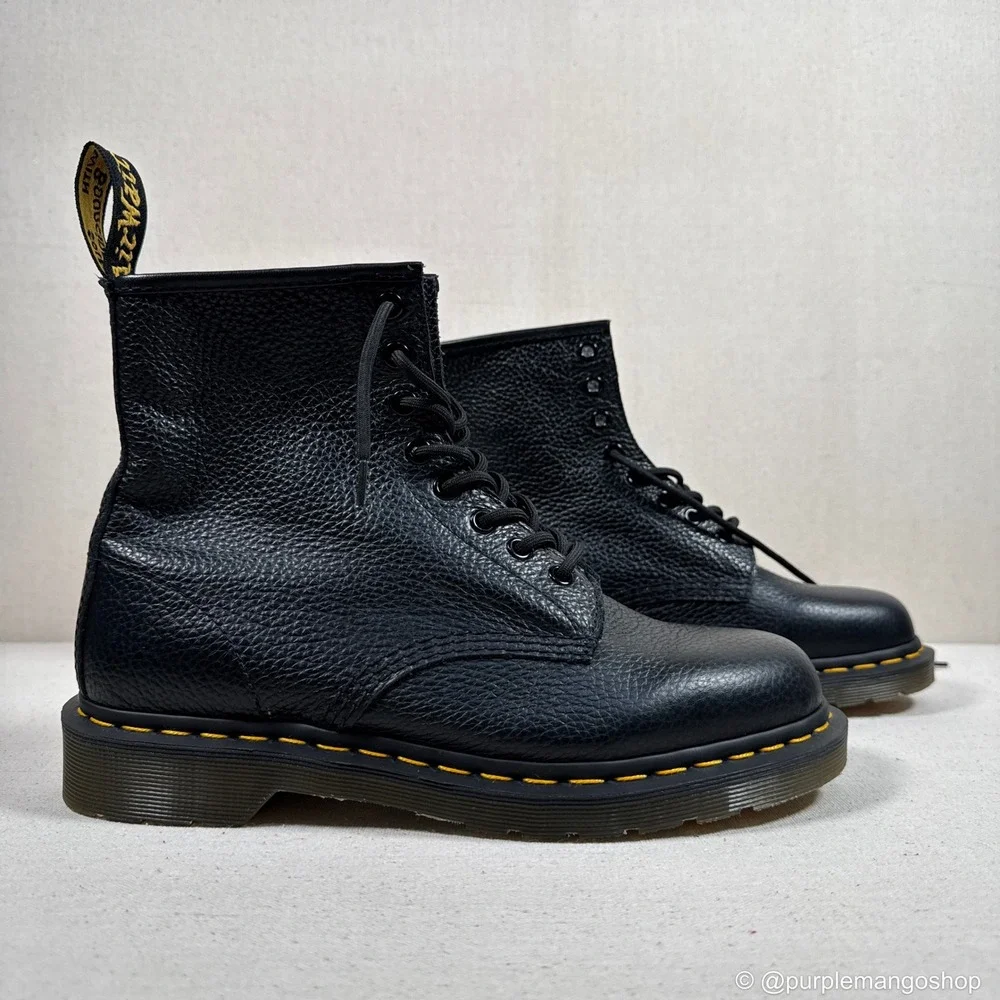 NWOT DR. MARTENS 1460 Pascal Virginia Leather Lace‎ Up Boots | Black | US M9/W10